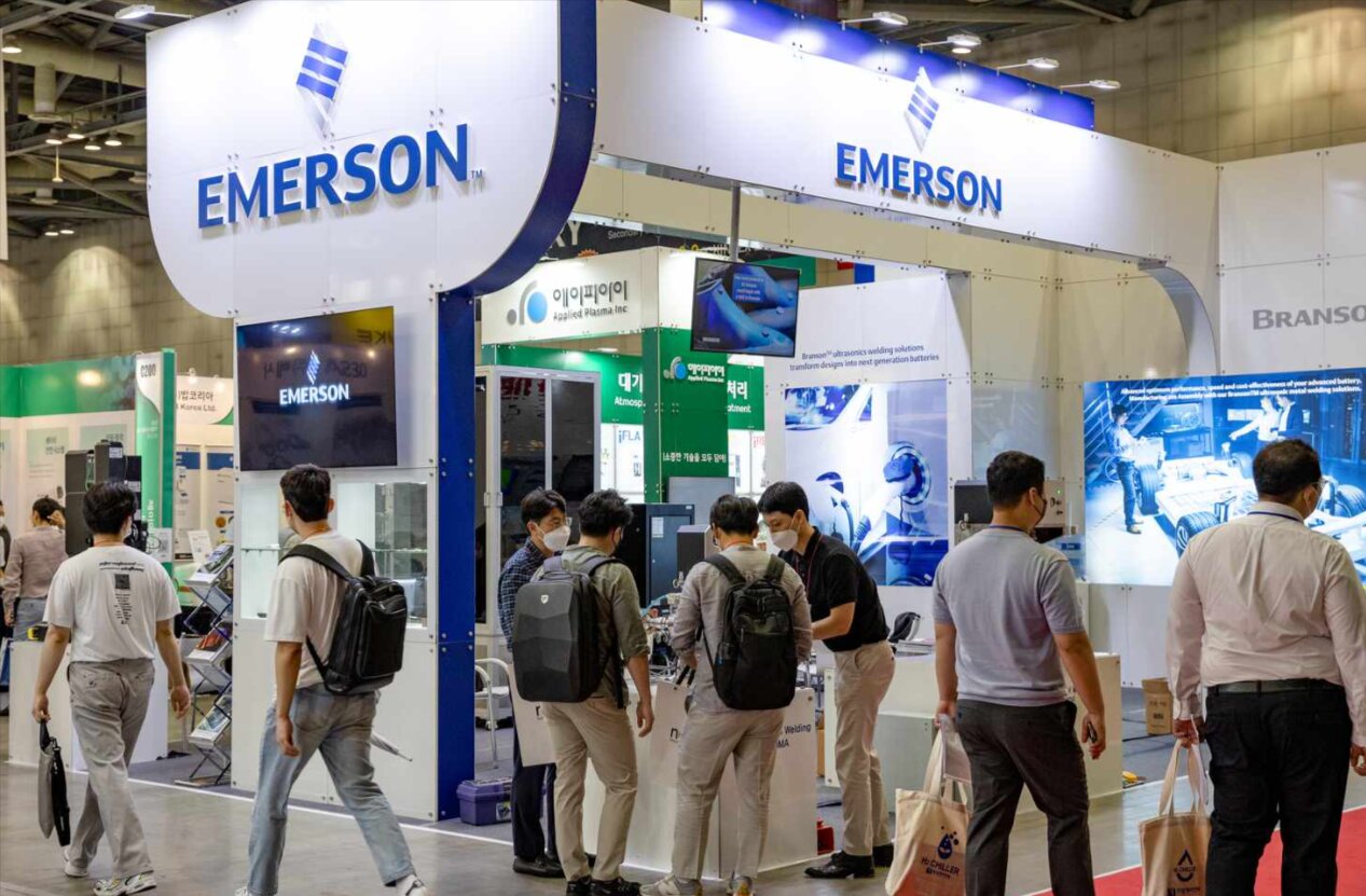 Insight into EMR's Market Value Performance